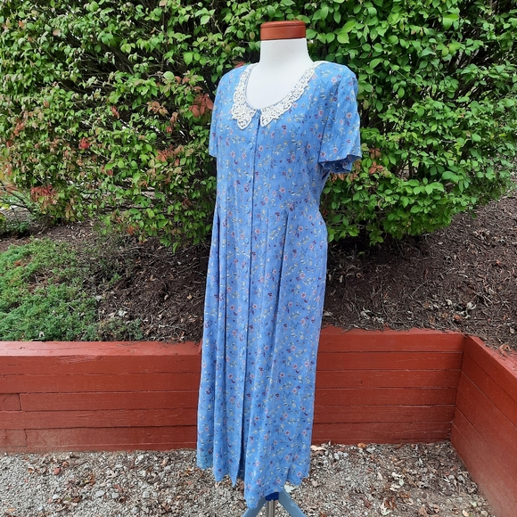 Vintage 90's Crochet Floral Button Down Midi Dress Embellished Prairie Boho - Picture 2 of 9